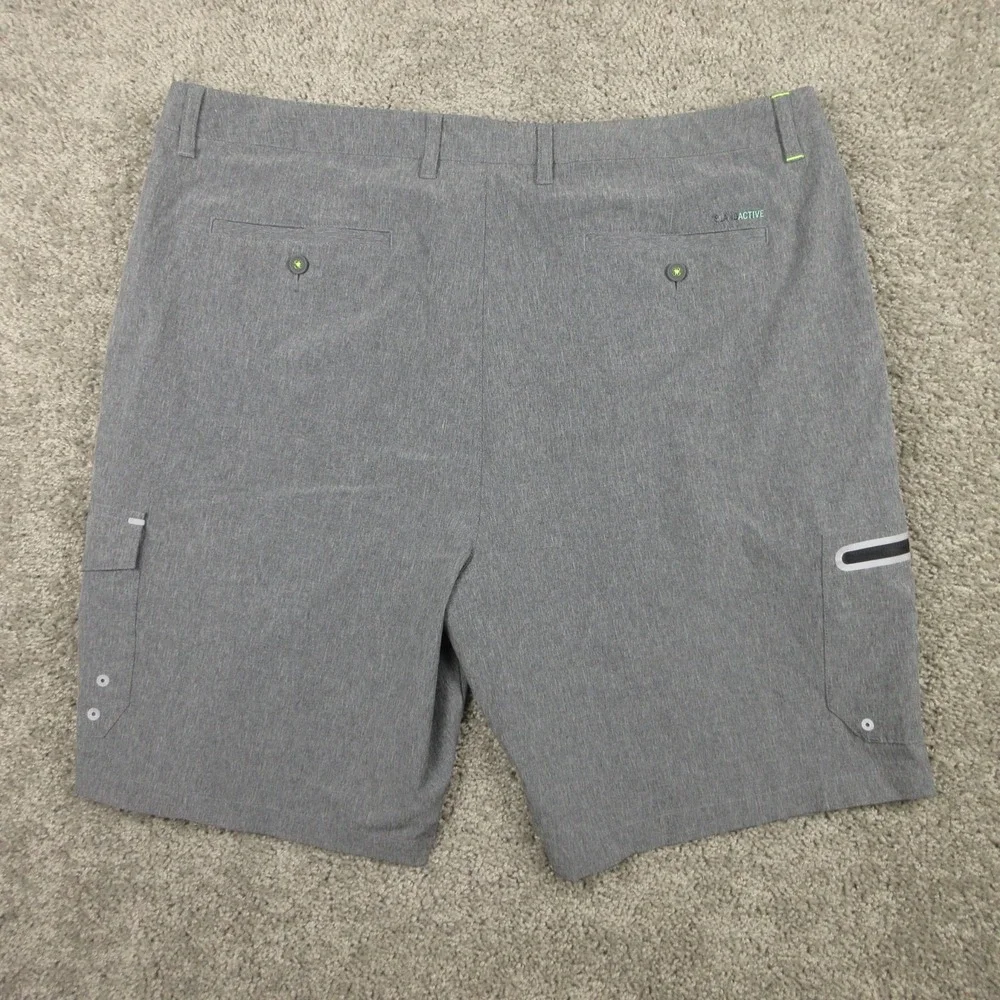 Tommy Bahama Shorts Mens 42 Gray Performance Cargo Hybrid Athletic Performance